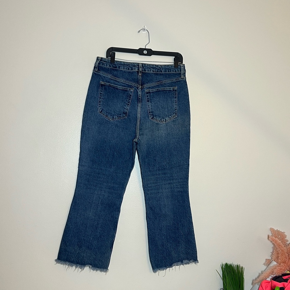 Free People Cropped Flare Jeans in Medium Blue Denim - Picture 5 of 5